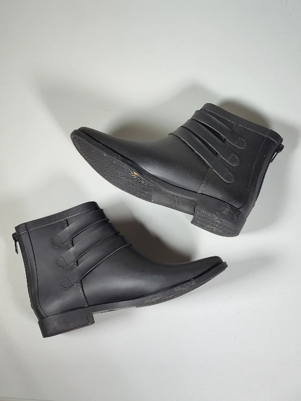 Loeffler Randall Fenton black‎ rubber ankle rain boots 7